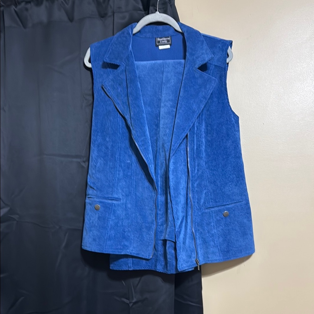 Blue Sleeveless Jacket and pants set